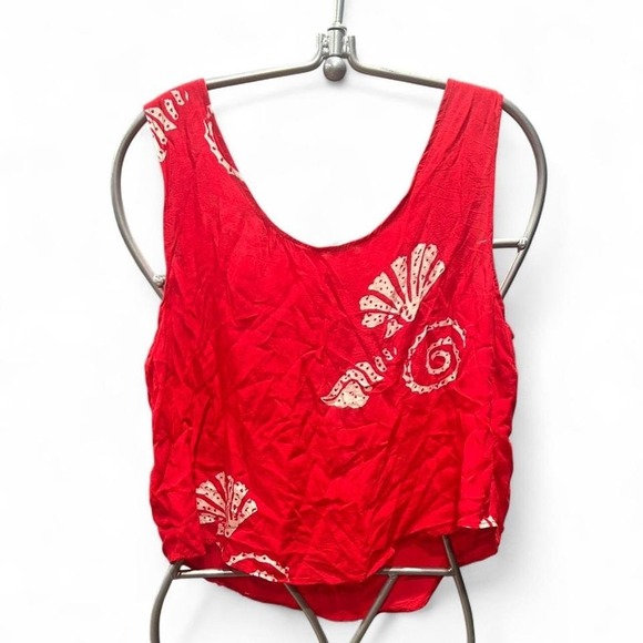The Unbranded Brand Tops - WOMENS RED CROP TANK TOP WITH TROPICAL PRINT SIZE LARGE